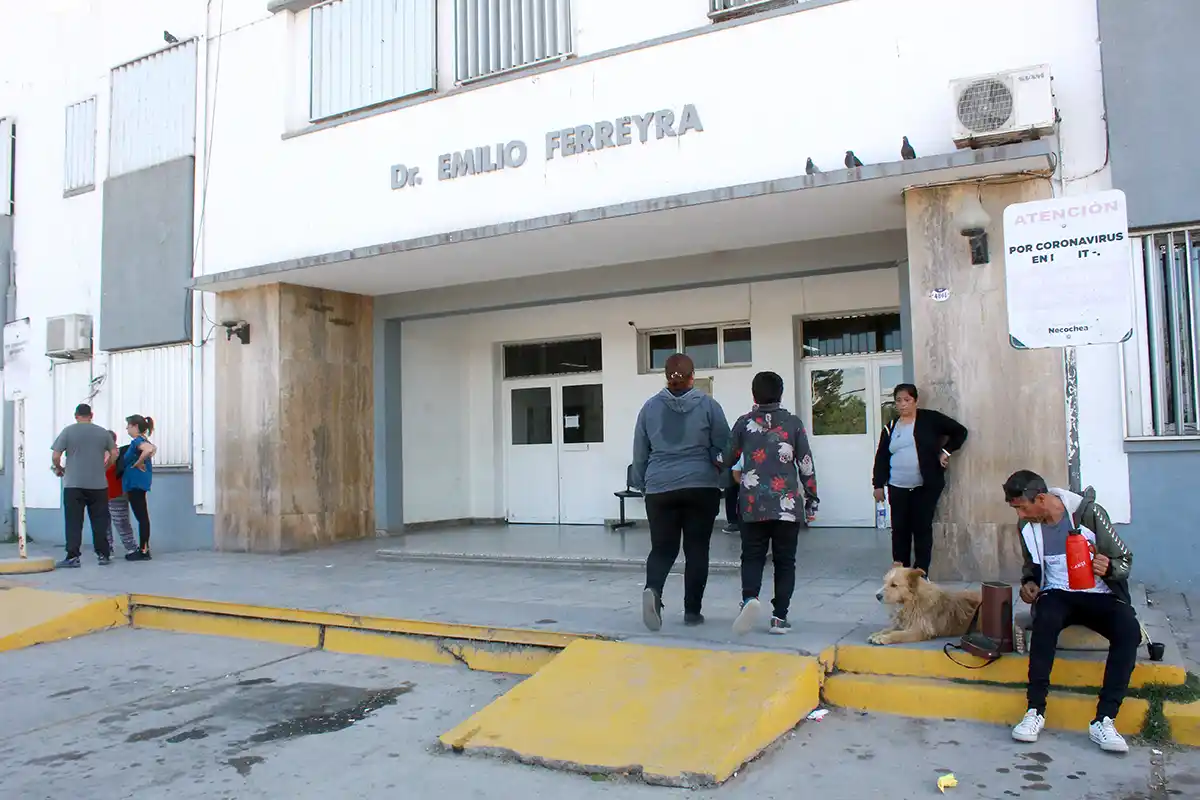 En el centro asistencial. Permanece internado en observación la víctima del violento ataque