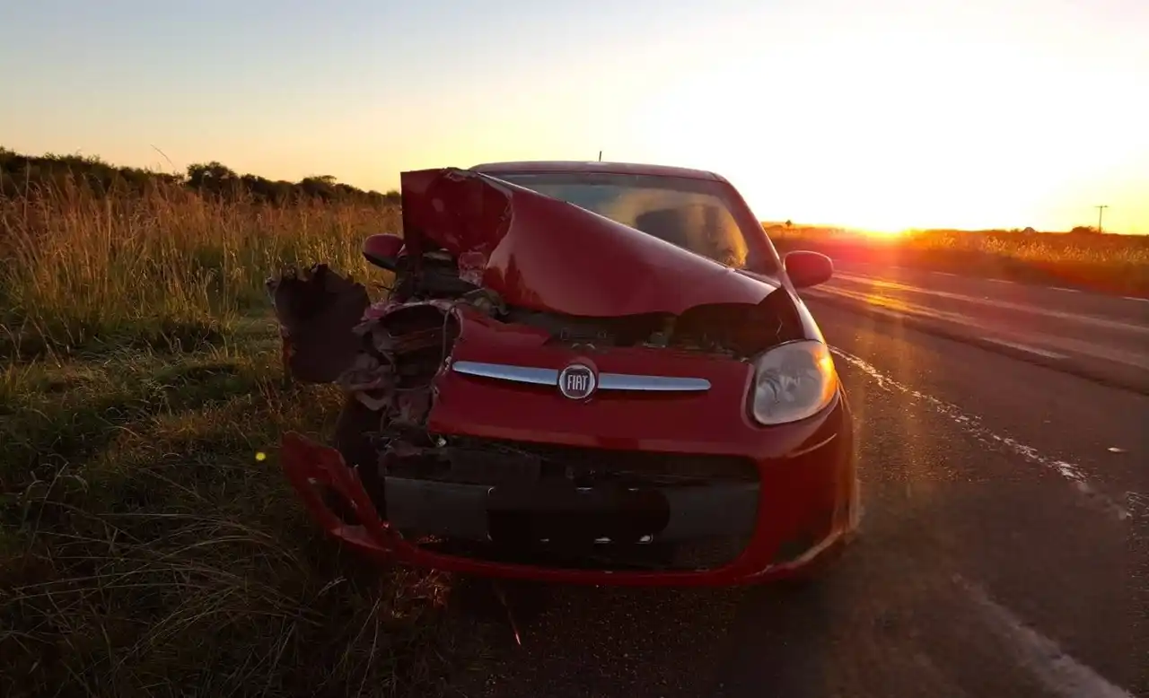 Una familia chocó esta mañana en la Ruta 14