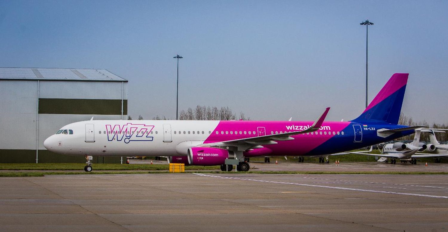 Wizz Air ahora ofrece vuelos chárter a cualquier destino y fija una nueva base en Gales