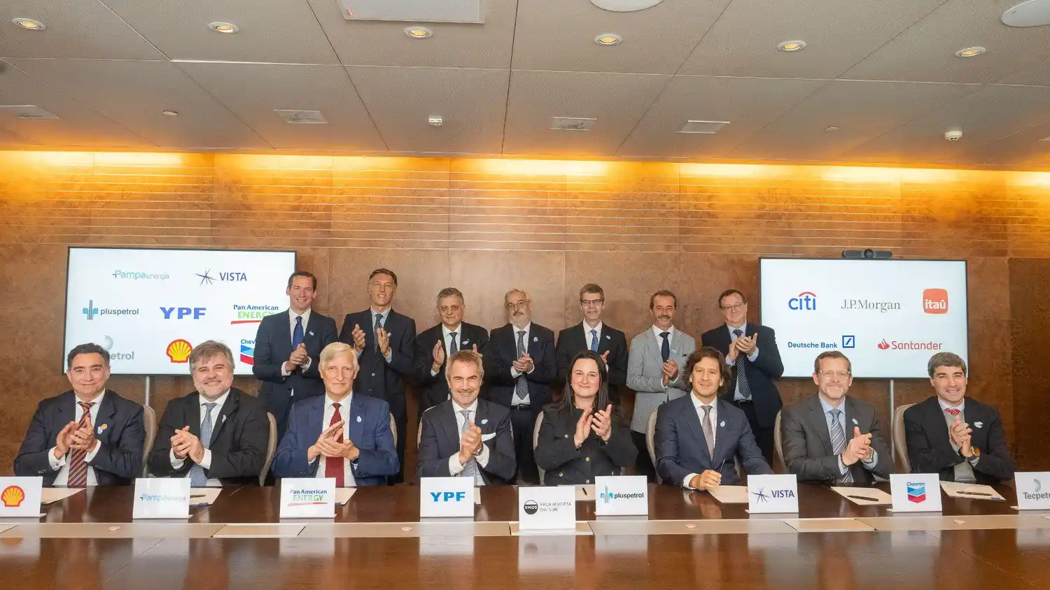 Vaca Muerta: aseguran USD 2.000 millones para el Oleoducto Sur, la mayor obra de infraestructura privada en décadas