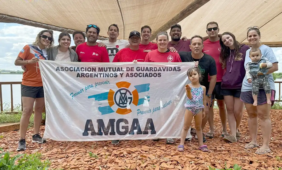 Alumnos de la Escuela Municipal de Guardavidas tuvieron su primera salida práctica