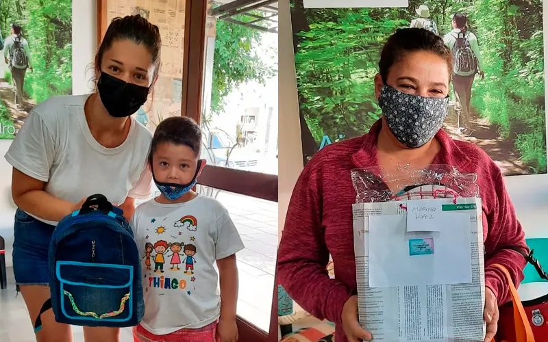 Yanett y Marina retiraron sus mochilas de Artesanías María Ramírez