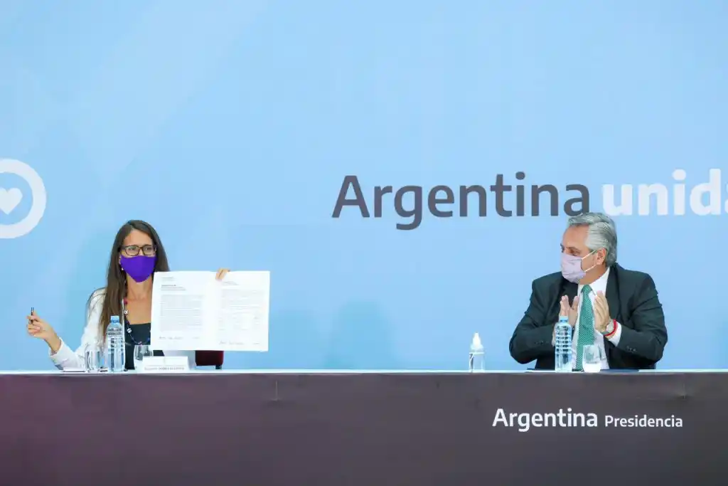 El Presidente convocó al compromiso de poner fin “a la desigualdad en razón del género"