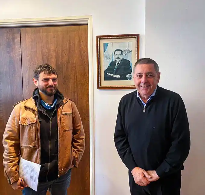 Ante los cuestionamientos, De Angeli explicó el por qué de la foto con Grabois