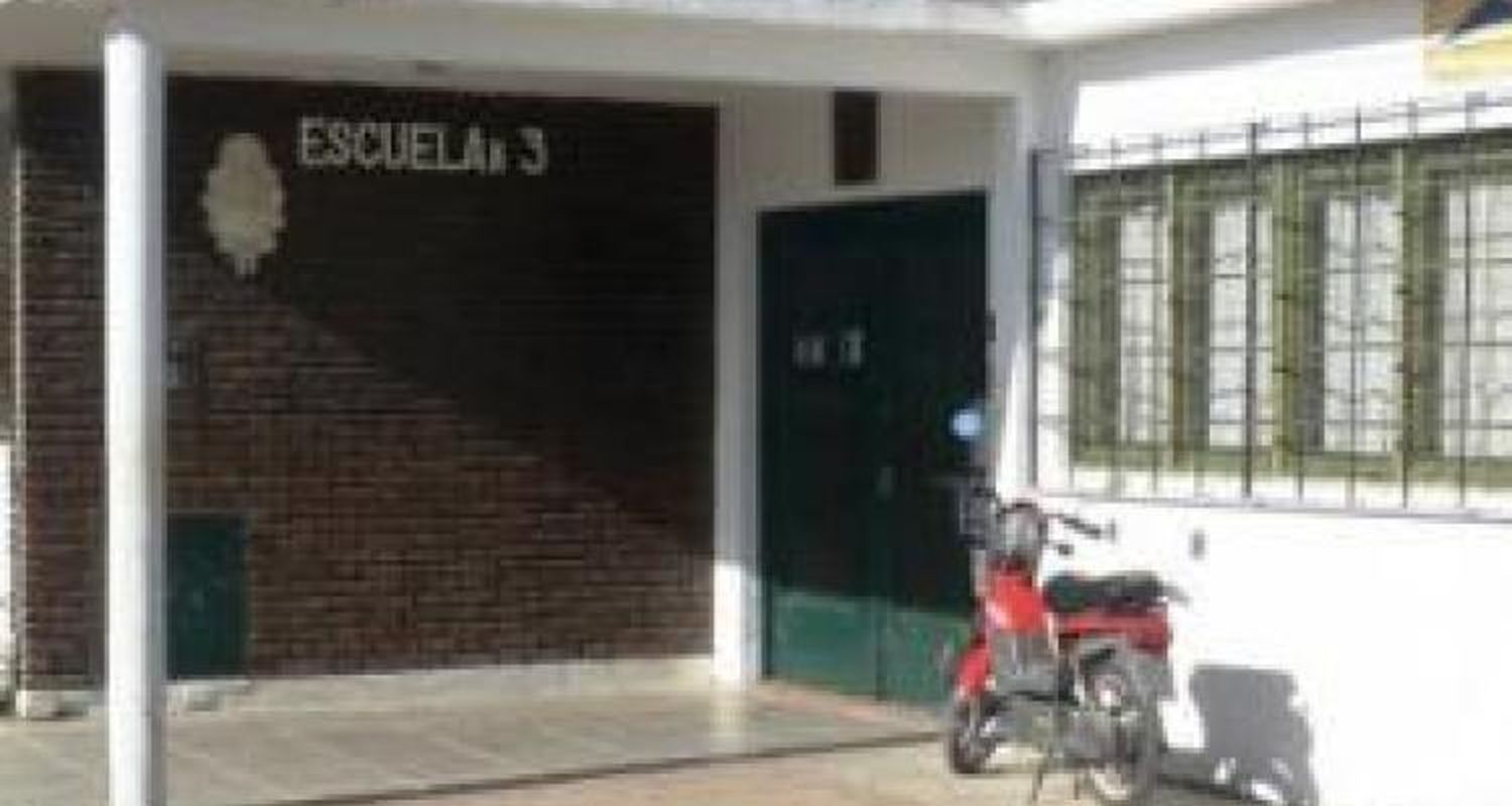 Suspendieron clases en la Escuela 3