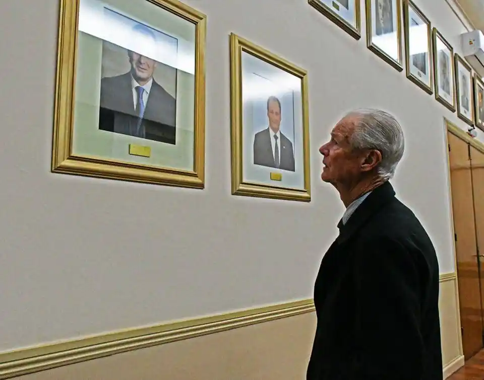 Fueron decretados tres días de duelo por el fallecimiento de Elvio Bordet