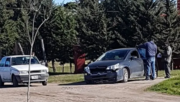 Choque en 44 y 105