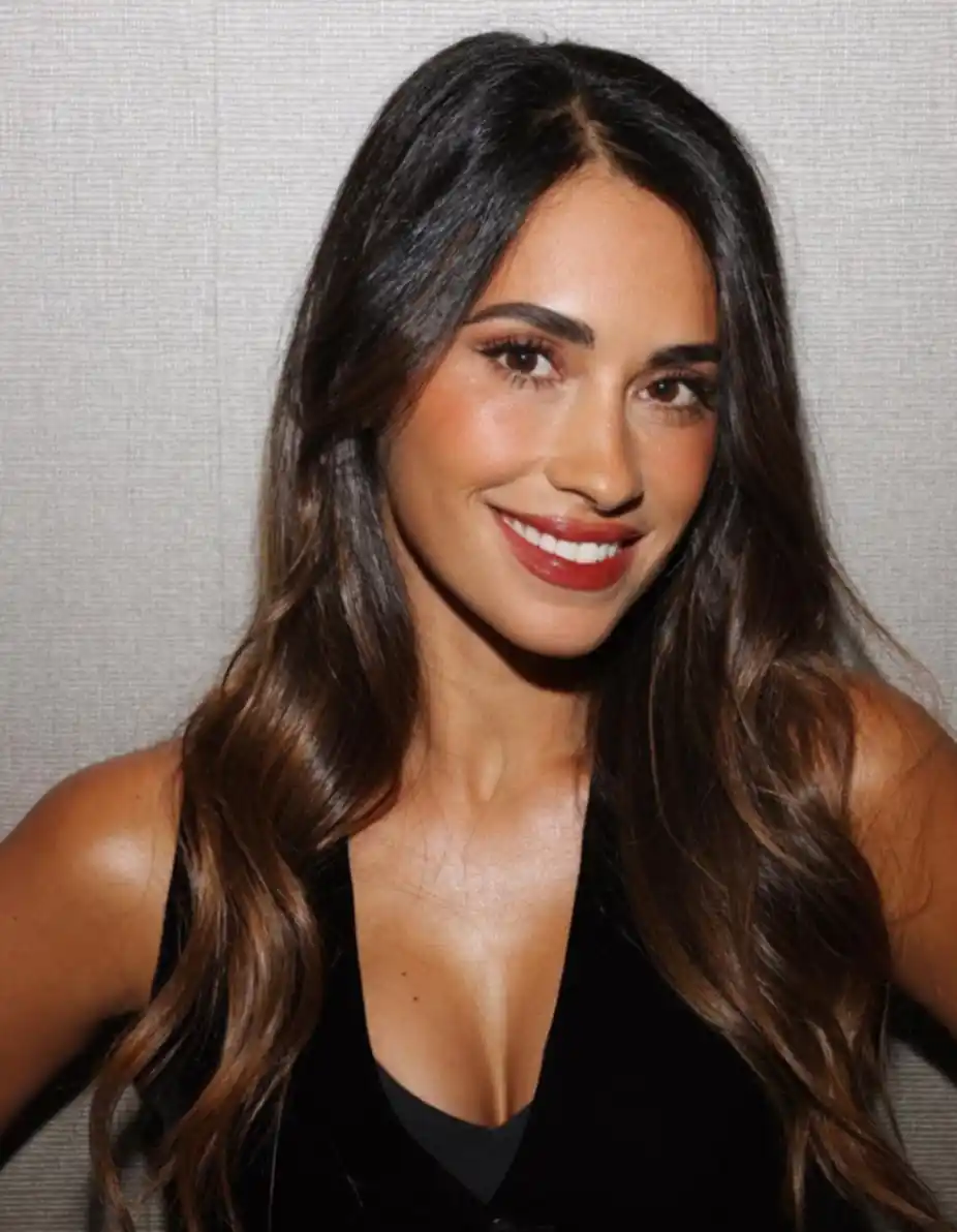 Este es el valor del outfit que lució Antonela Roccuzzo en un evento de Victoria Beckham