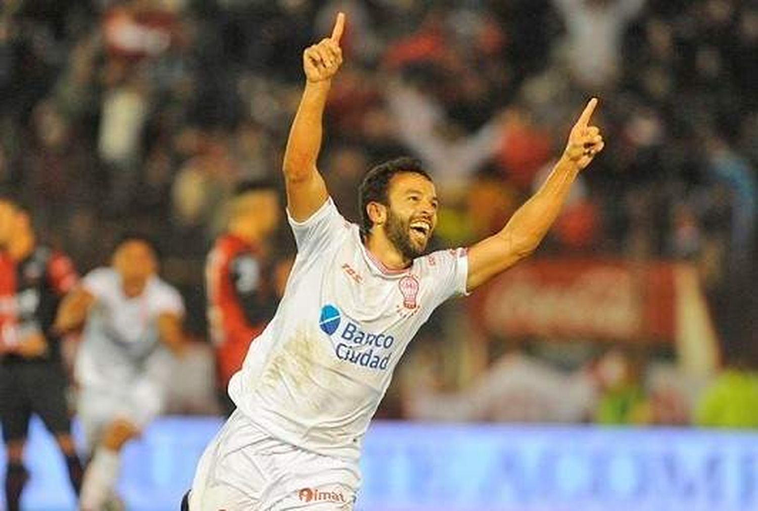 Lucas Gamba, nuevo jugador de Rosario Central