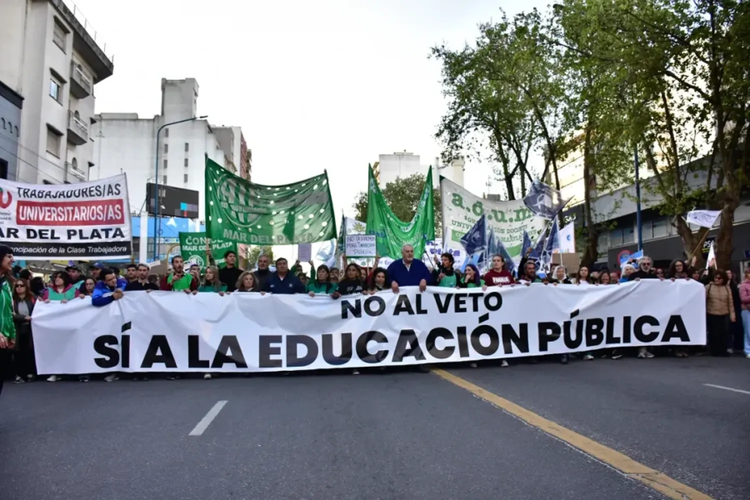 El Gobierno impondrá por decreto el aumento del 6,8% que los docentes universitarios rechazaron