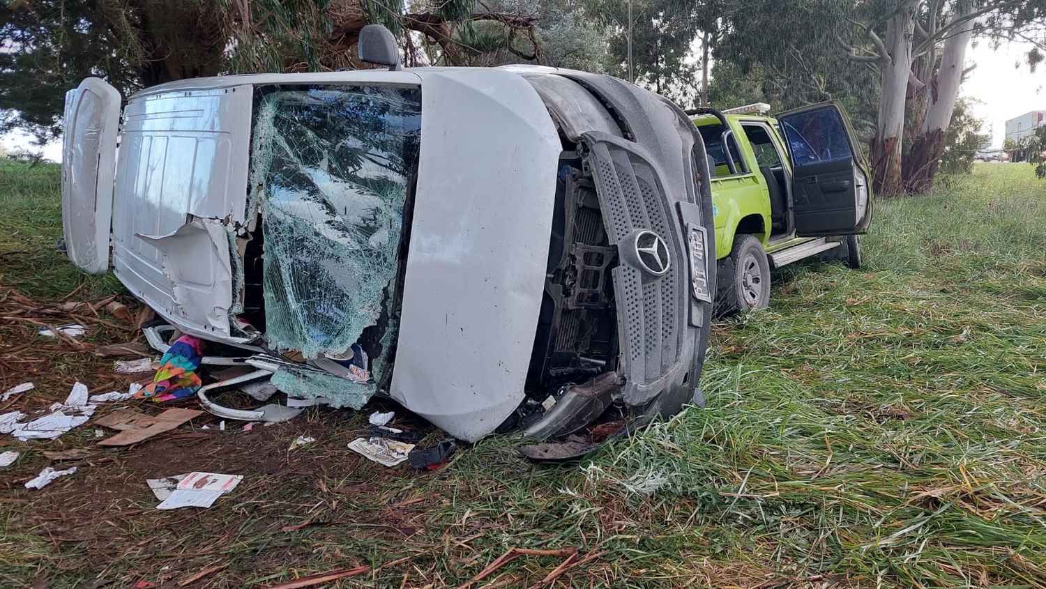 Dos fallecidos y seis heridos en un accidente en la ruta 88