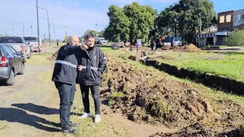 El intendente Matzkin exime de tasas a los damnificados y lanza una colecta para reconstruir Zárate tras la inundación