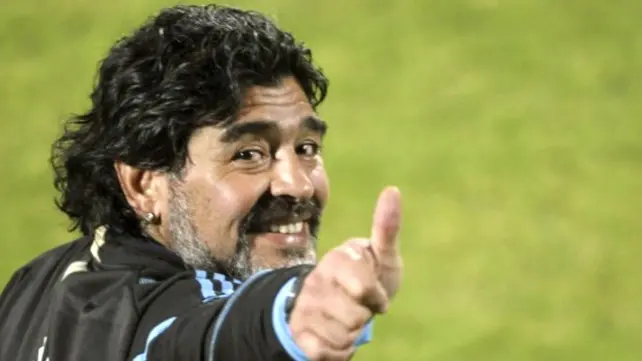 Maradona contra Sampaoli, Tapia, Verón e Icardi