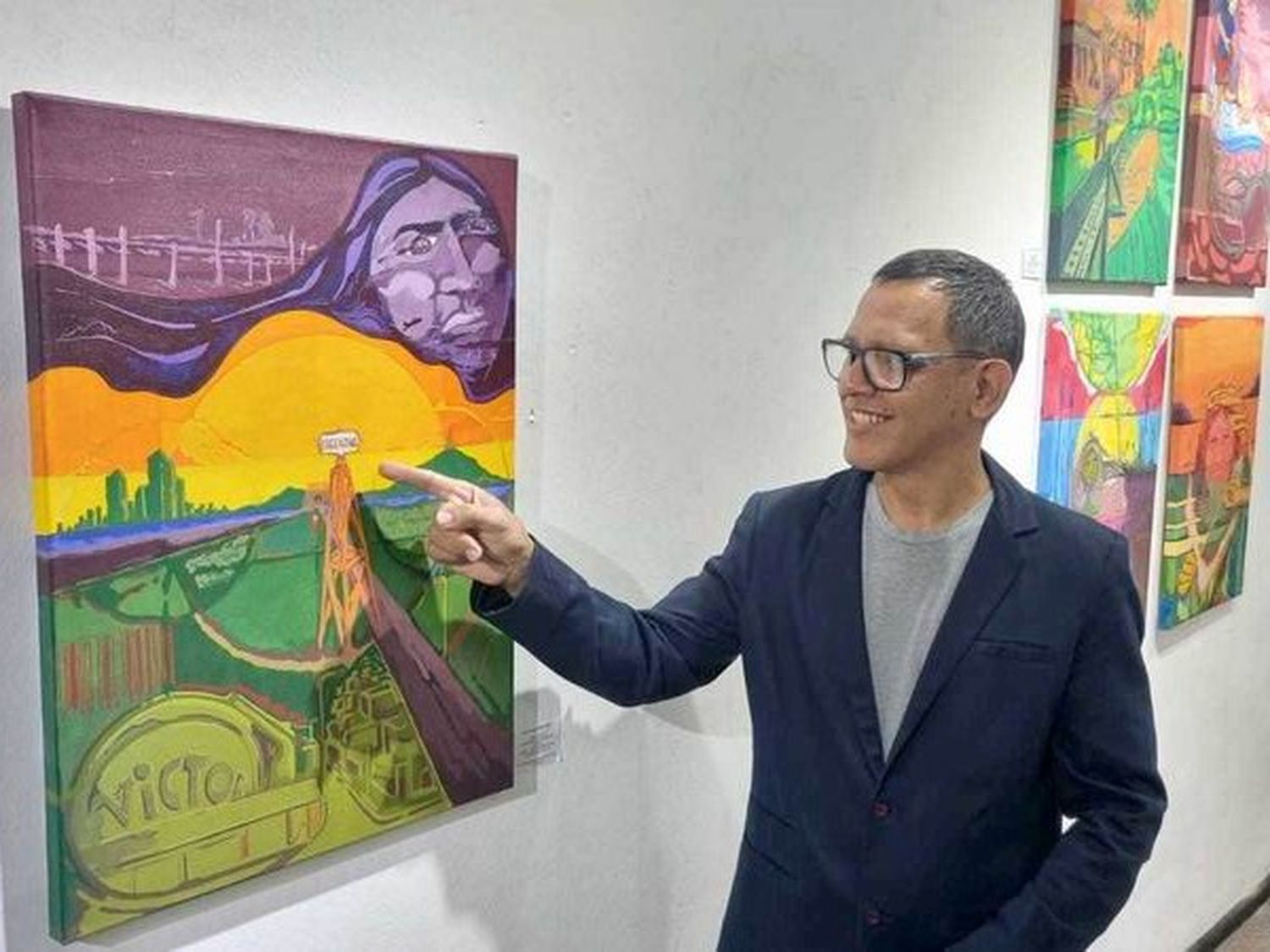 Muestra artística en homenaje a la mujer
originaria, en la galería del Teatro de la Ciudad