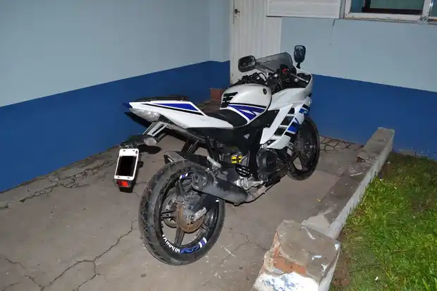 Aprehenden a menor con moto robada