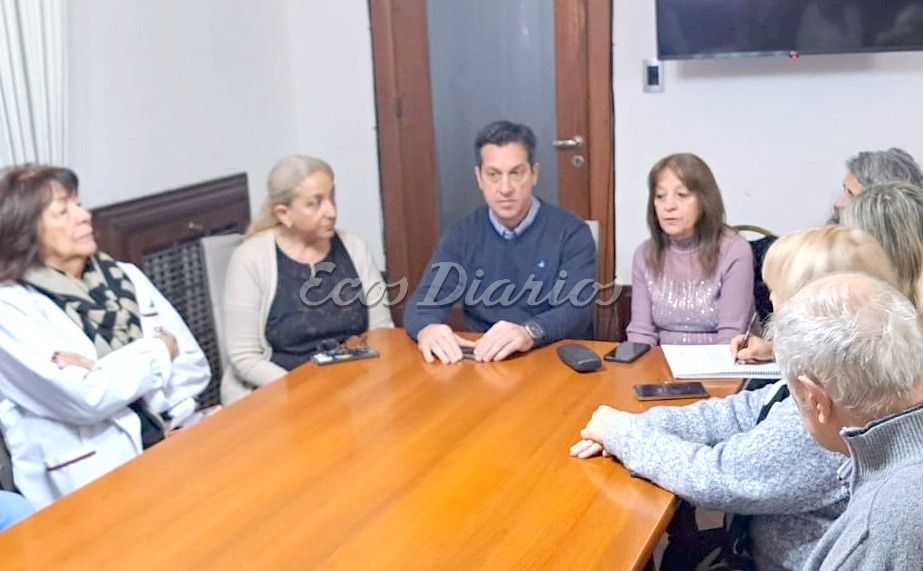 Reunión del intendente con integrantes de la Cooperadora