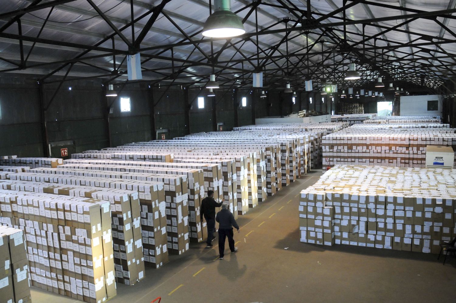 La Junta Electoral negó que se hayan “detenido los votos” durante las PASO