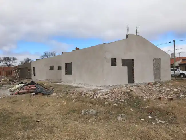 Provincia reactivó la construcción de viviendas en General La Madrid