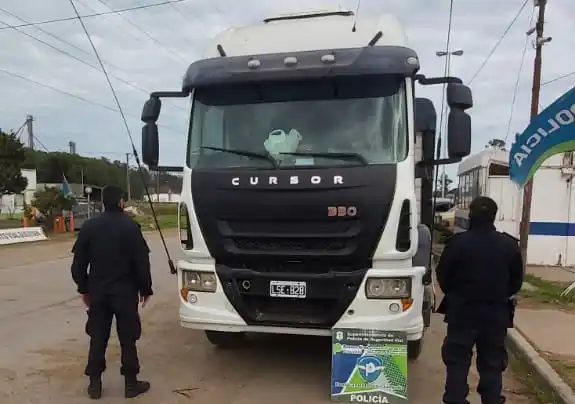 Camionero demorado por circular con un vehículo adulterado