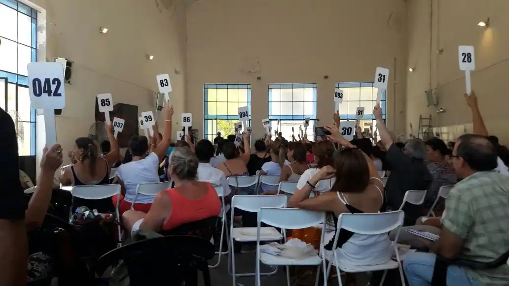 Agmer para 5 días y el Gobierno pagará el aumento ofrecido