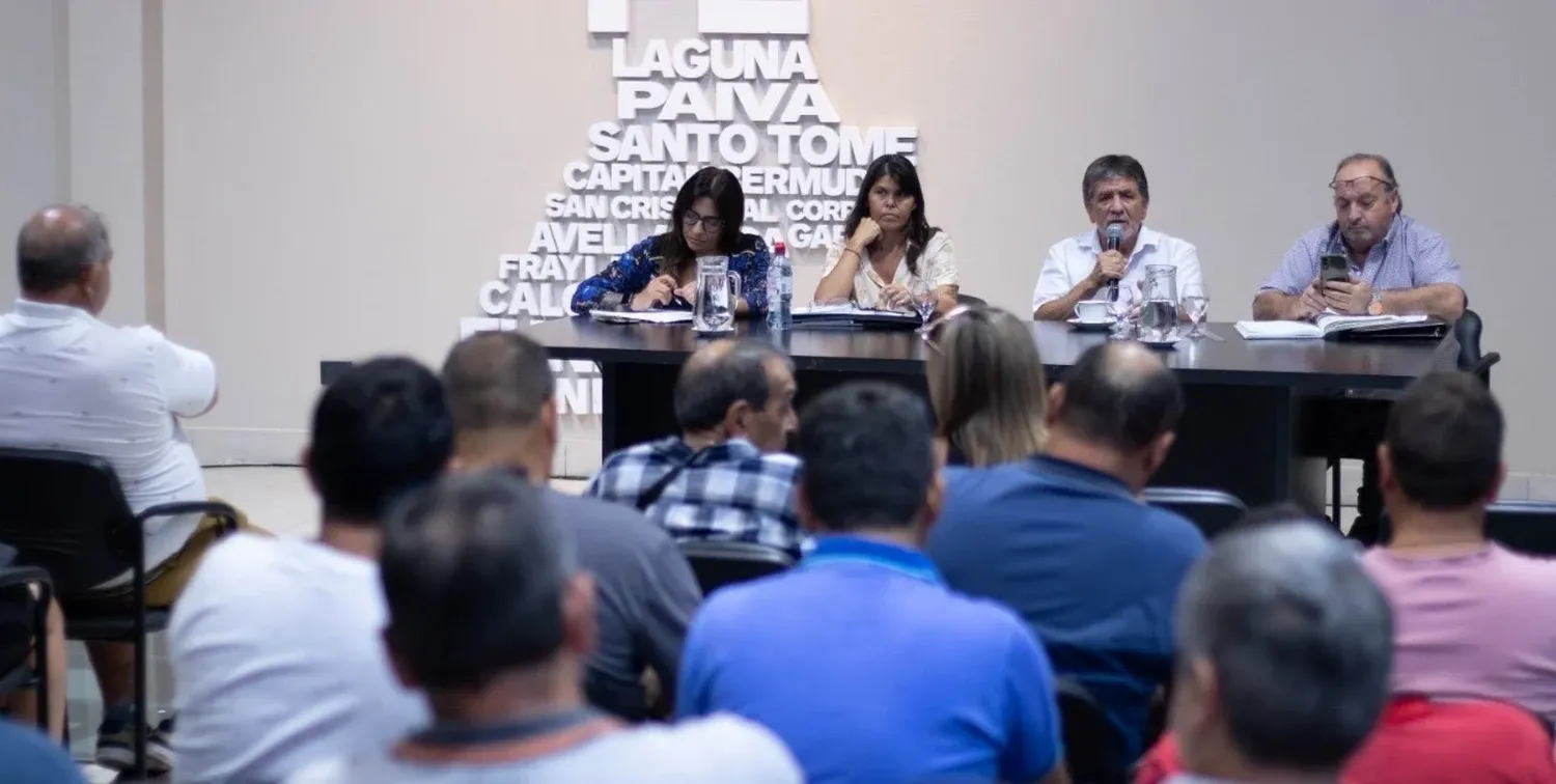 El Plenario de Secretarios Generales resolvió facultar a los representantes paritarios a iniciar un plan de lucha.