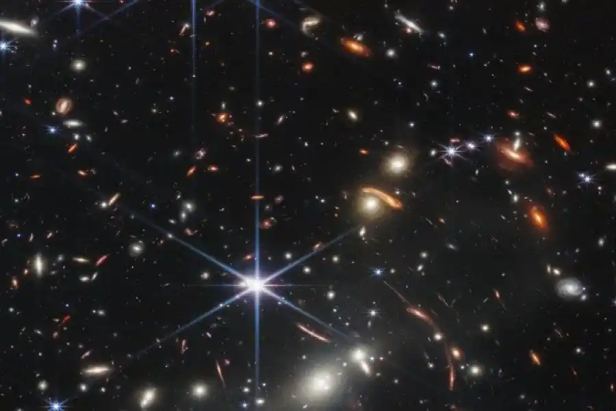 ¡Increíble! La Nasa dio a conocer la imagen más profunda y nítida del universo hasta la fecha