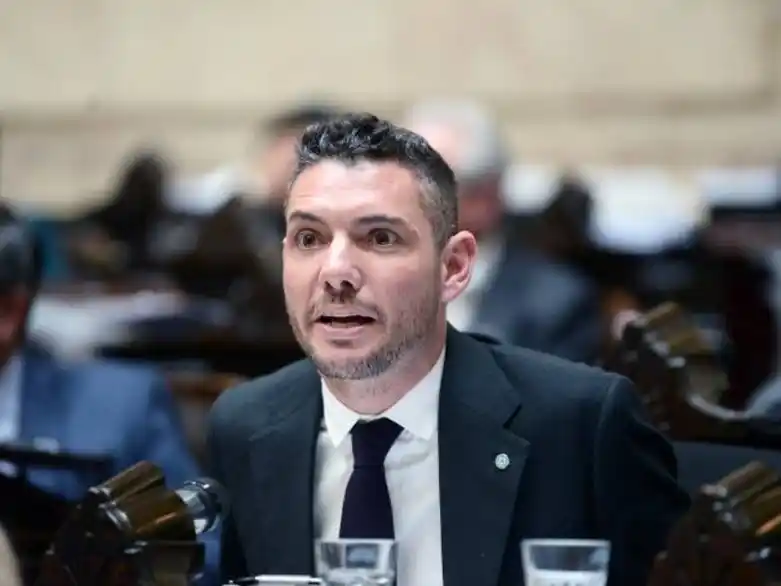 Damián Arabia pide "no usar el sistema judicial como herramienta de desgaste político permanente"