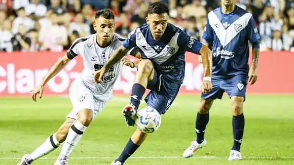 Vélez y Central Córdoba de Santiago del Estero se disputan la Supercopa Argentina en Rosario