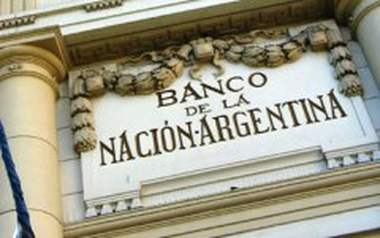 El jueves habrá retención de servicios en los bancos