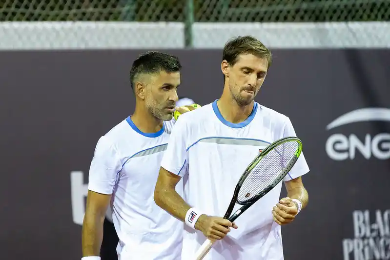 “Machi” González y Molteni no pudieron avanzar a semis