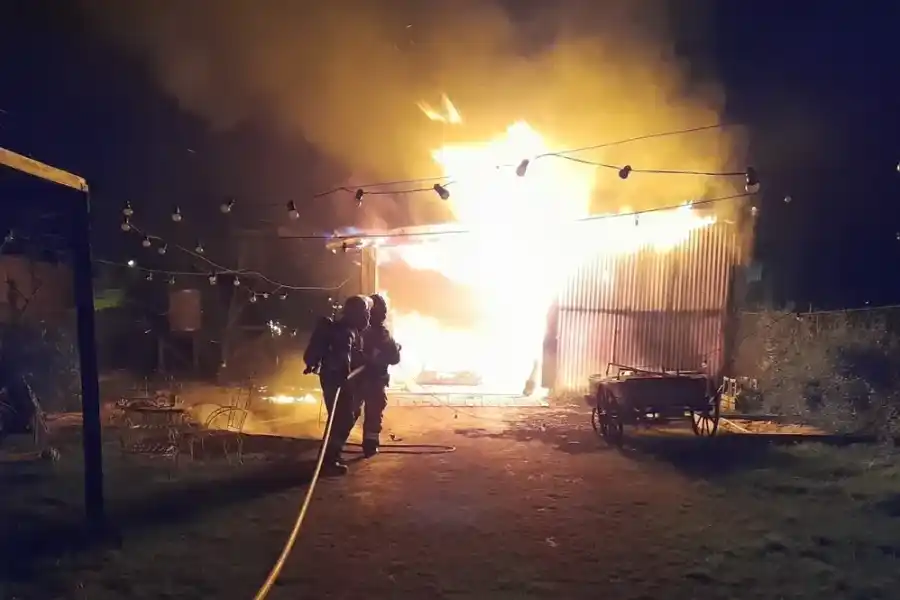 Se incendió una casa y al apagar el fuego lo que encontraron los dejó antónitos