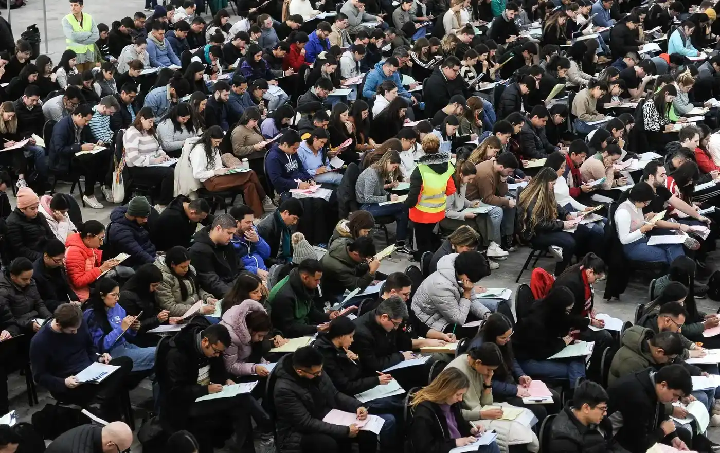 Más de 7 mil inscriptos rendirán el examen para las residencias médicas bonaerenses 2026