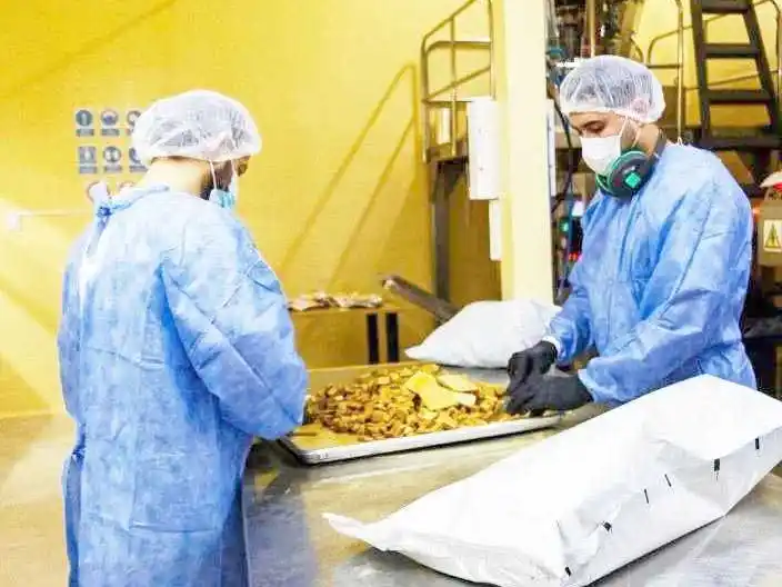 Nutrifor asegura la entrega de productos para
los comedores escolares en vacaciones invernales