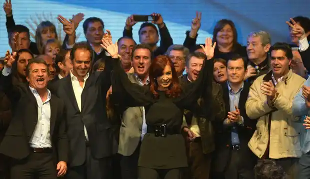 Los candidatos del FpV fueron  presentados junto a la Presidenta