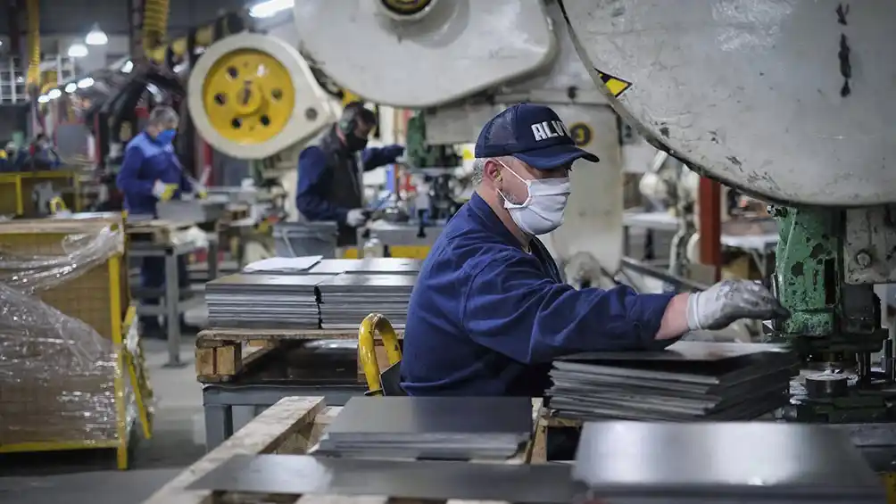La industria creció entre 3 y 3,2% en los primeros cinco meses del año con relación a 2019