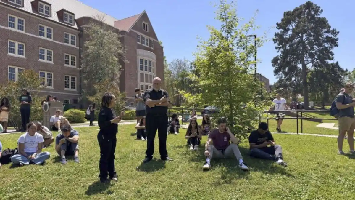 Dos muertos y cinco heridos dejó tiroteo en una universidad de Florida