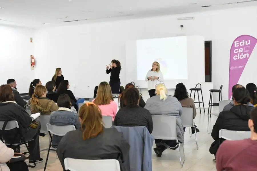 Se puso en marcha una nueva edición del Curso de Lengua de Señas Argentina