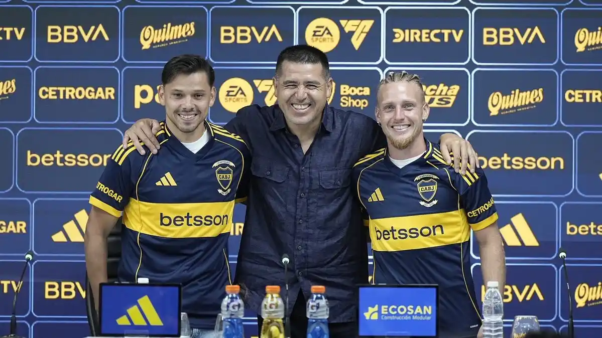 Boca presentó a sus primeros dos refuerzos: Ángel Romero y Santiago Ascacíbar