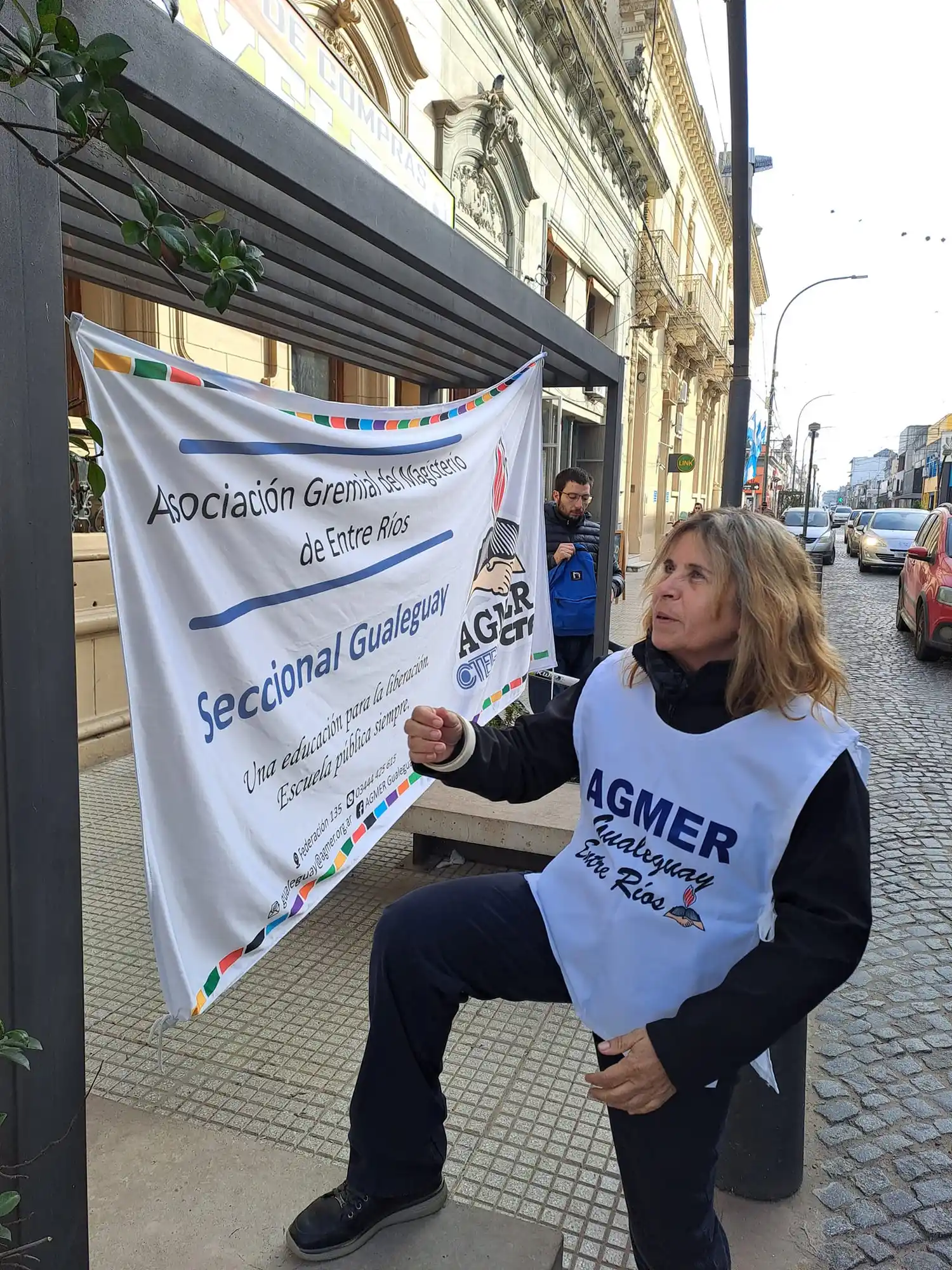 Gremios docentes manifestaron el descontento por las medidas del gobierno