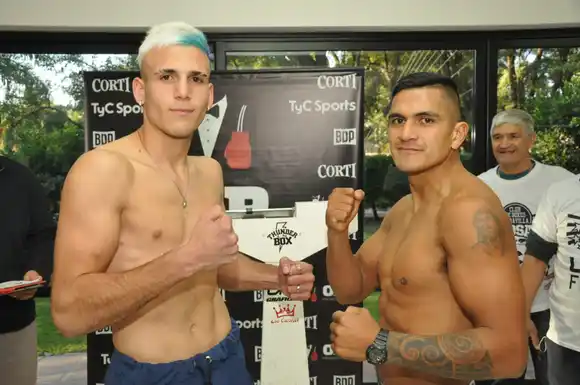 Ávila lo tenía para el KO, pero la ganó por puntos