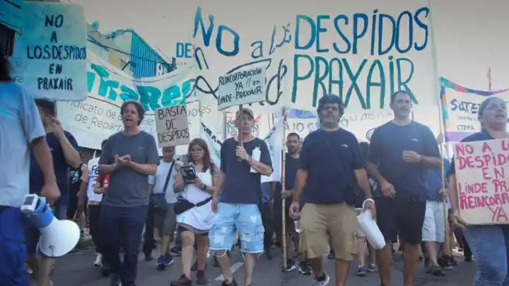 General Pacheco: trabajadores reclaman por despidos en una empresa de gases industriales