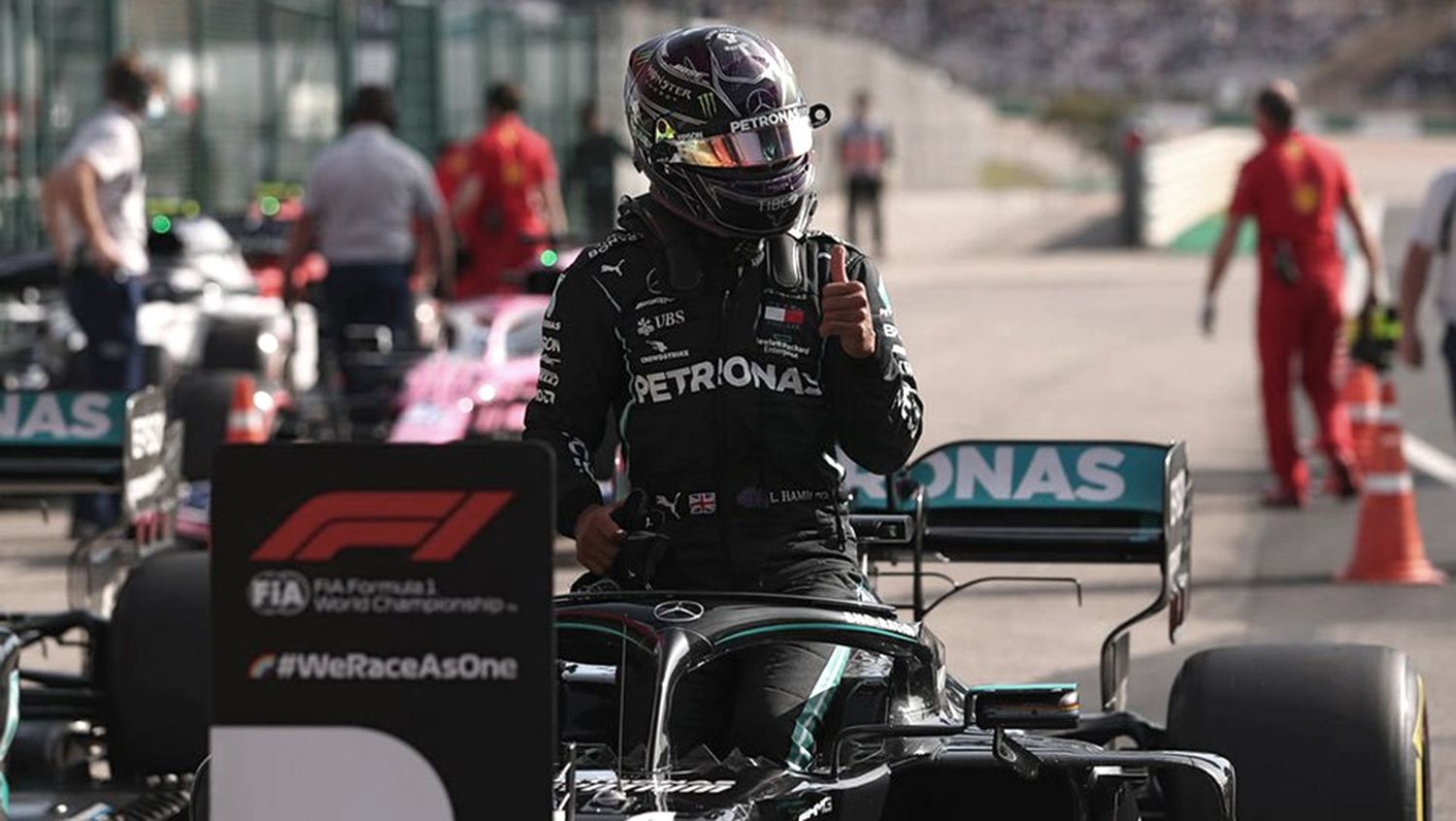 Hamilton ganó en Portugal y estableció un nuevo récord de victorias