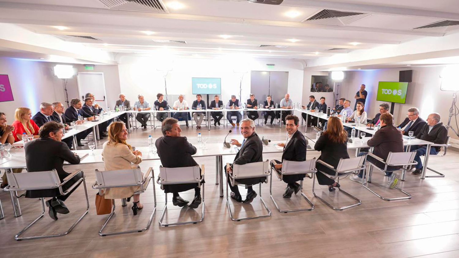 En medio de la debacle interna del Frente de Todos, se reúne la Mesa Nacional del PJ