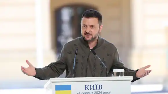 Zelenski insiste en un alto el fuego a partir del lunes y luego se sentará a negociar