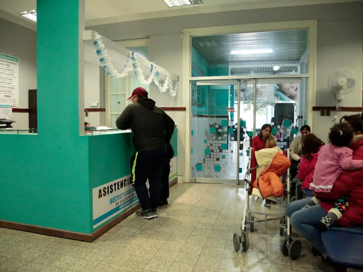 Por la crisis, el municipio amplió la entrega de módulos alimentarios y tarjetas sociales 