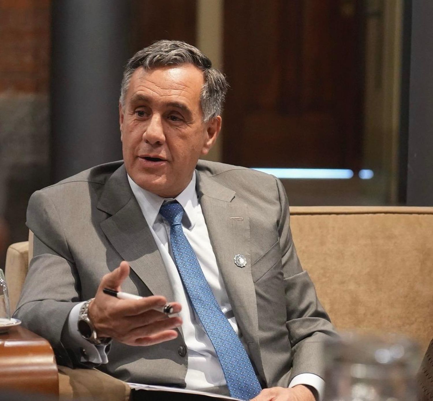La receta de Finocchiaro para recuperar el prestigio de los maestros