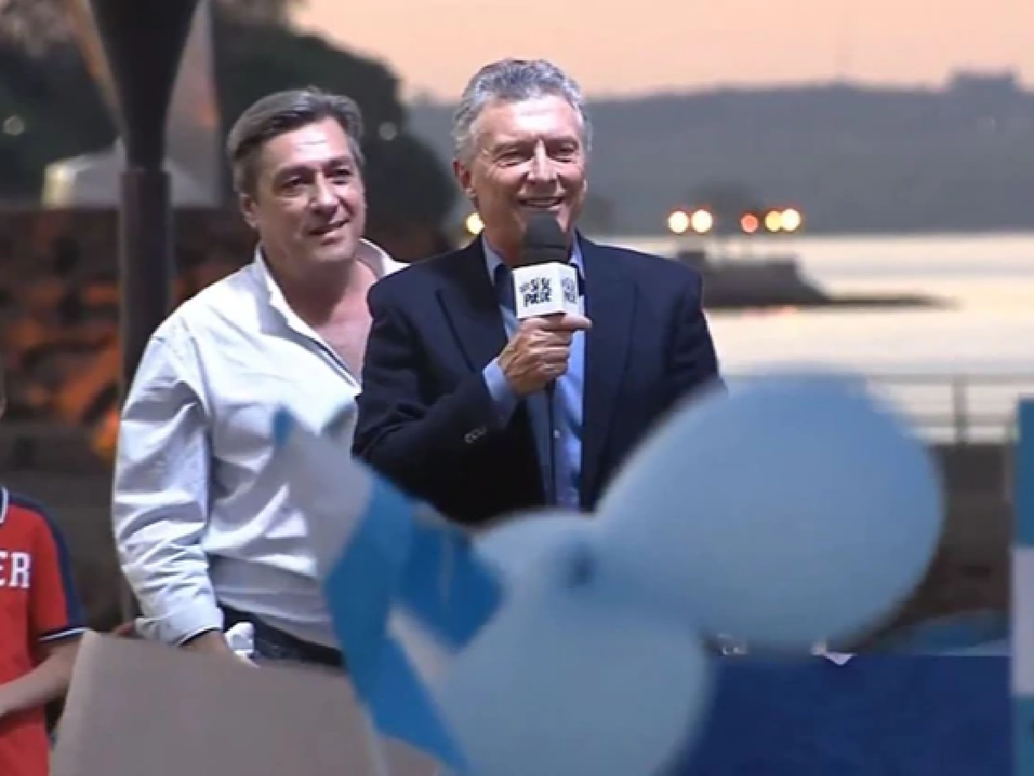 Macri encabezó otra marcha del "sí, se puede" en Misiones y reiteró que va a dar "vuelta la elección"