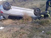 Sorprendente vuelco en avenida Estrada al 1100
