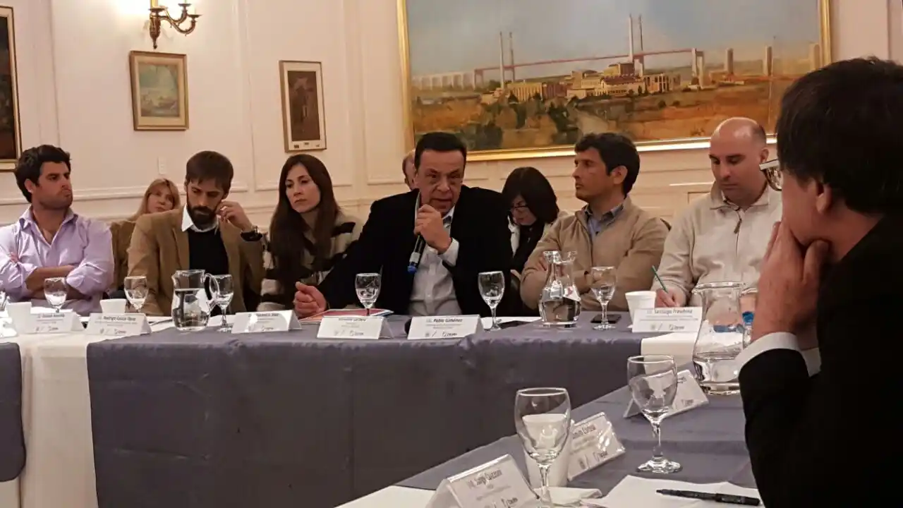 Emergencia laboral en Zárate: Municipio y universidades elaboran propuestas para desocupados