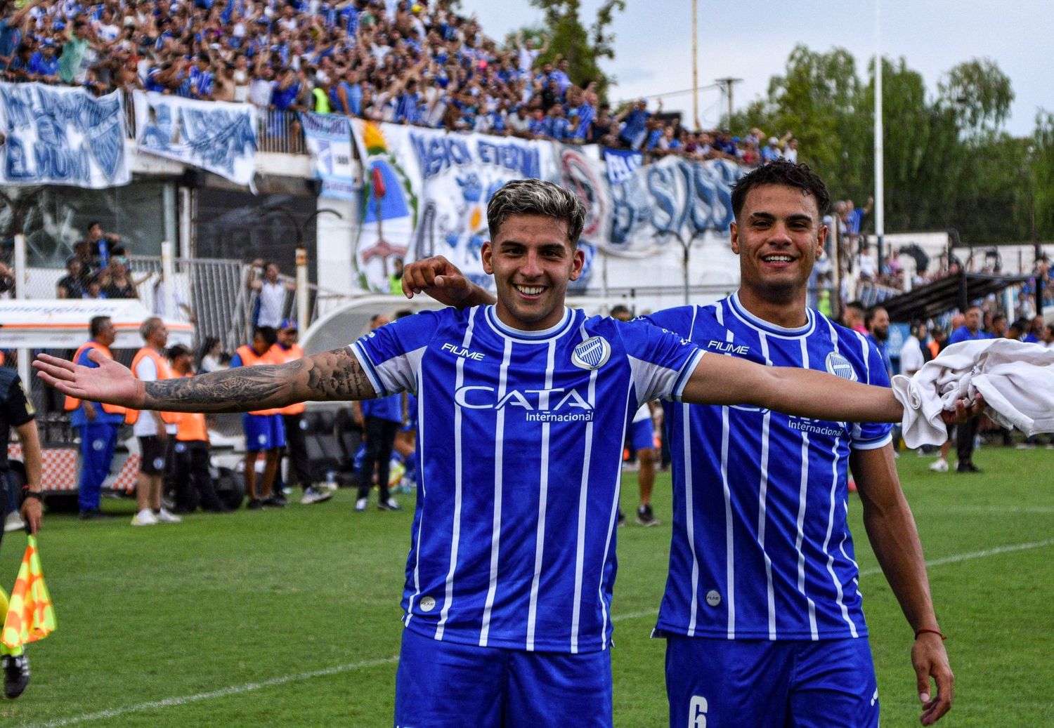 El festejo de Godoy Cruz, que lo definió en el segundo tiempo.